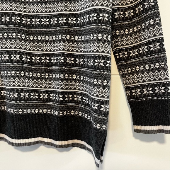 Far West | Patterned Sweater - Picture 5 of 13